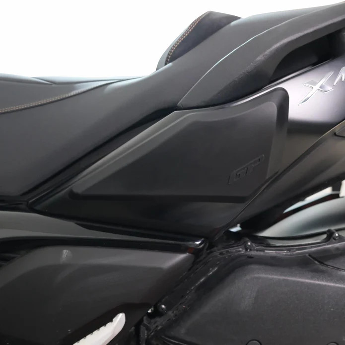 پروتکشن عقب / پروتکشن بغل گیتاری ایکس مکس YAMAHA Xmax GP NEW 2025 / ساخت ترکیه اصل کد ۰۰۰۰۱۱