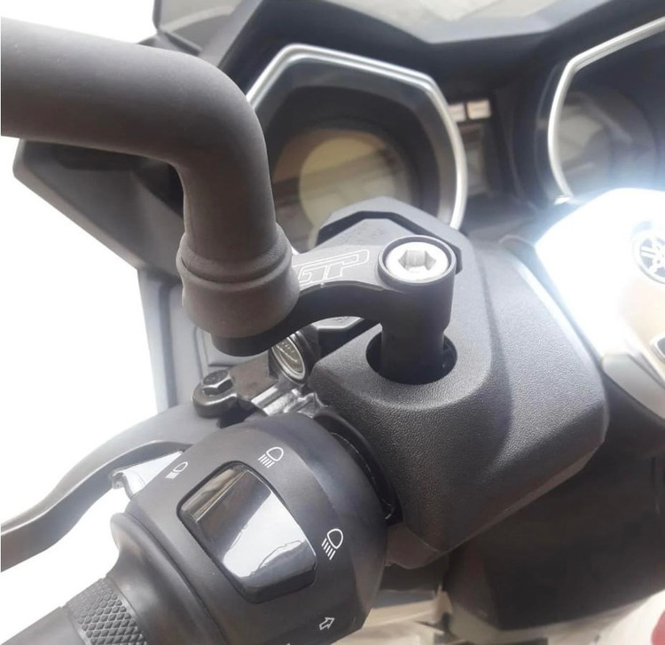 پایه آینه اسپرت جهت باز شدن آینه و دید بیشتر مناسب YAMAHA Xmax / Sym Jt200 ساخت ترکیه اصل کد 000047