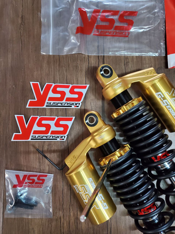 کمک فنر عقب YSS / فنر مشکی / پایه طلایی مناسب XMAX / اصل200435