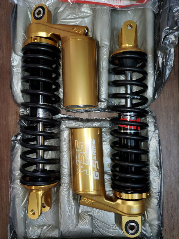 کمک فنر عقب YSS / فنر مشکی / پایه طلایی مناسب AEROX / اصل