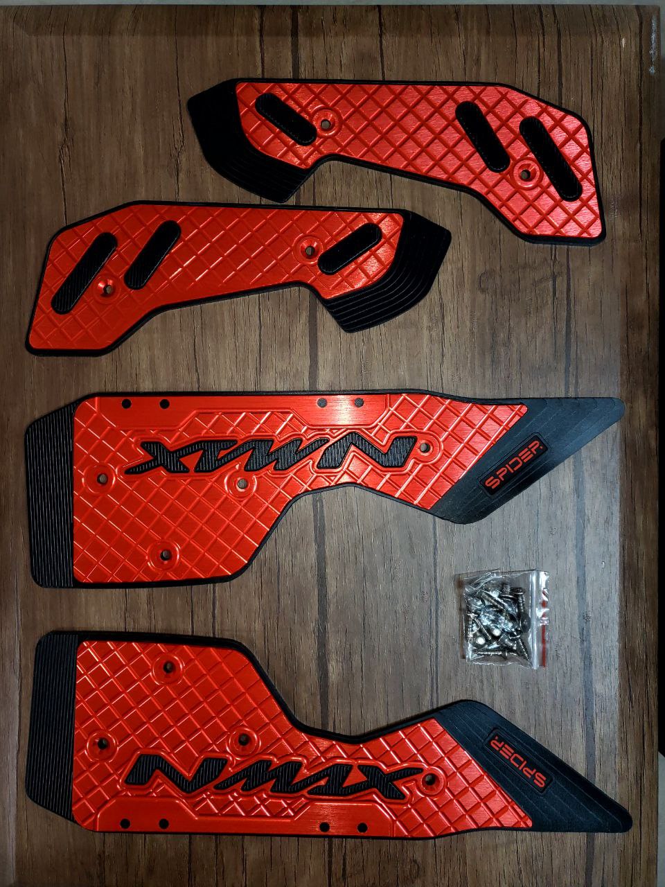کف پایی اسپرت قرمز Nmax / ساخت تایلند اصل