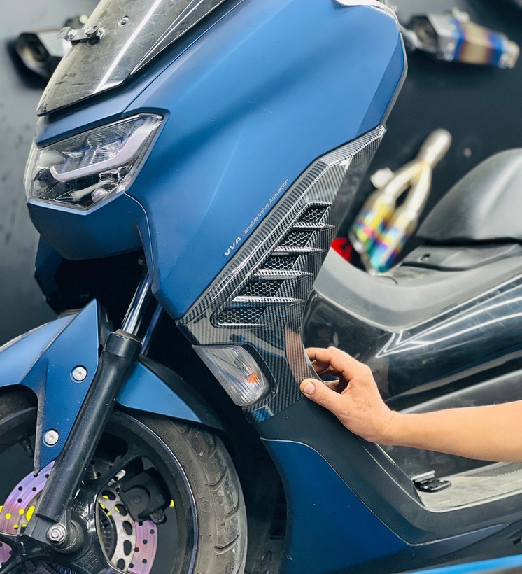 فلاپ راهنما کربن YAMAHA Nmax ساخت تایلند اصل کد 000148