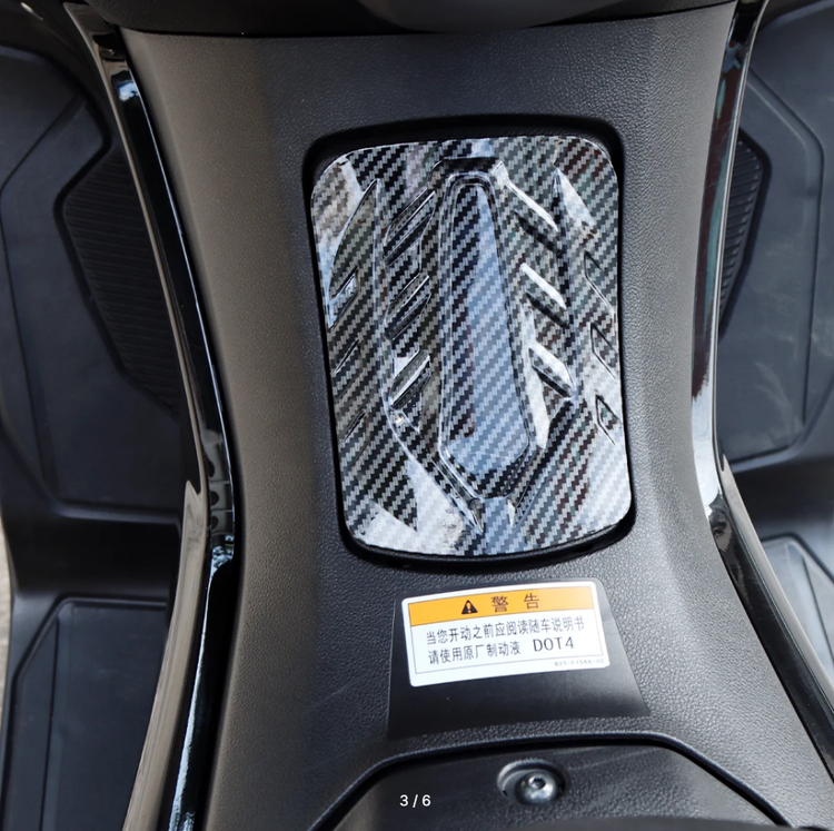 درب باک کربن YAMAHA Nmax فیس وسط ساخت تایلند اصل کد 000009