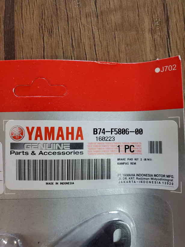 لنت ترمز چرخ عقب YAMAHA R3 / R25 / Mt25 / Xmax ساخت اندونزی اصل کد ۰۰۰۱۲۹