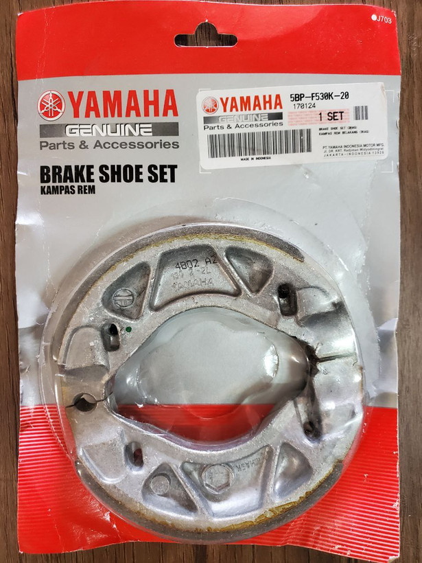 لنت چرخ عقب YAMAHA Aerox ساخت اندونزی اصل کد 000081