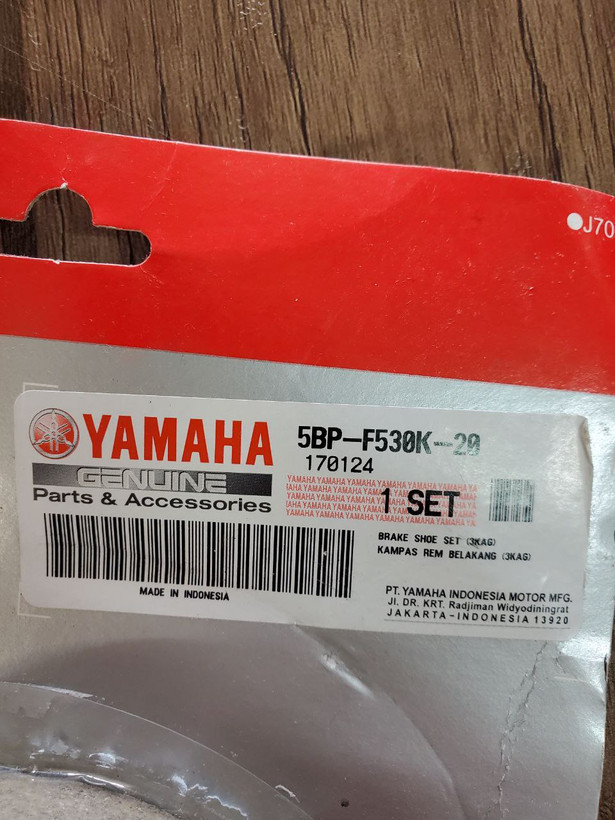 لنت چرخ عقب YAMAHA Aerox ساخت اندونزی اصل کد 000081