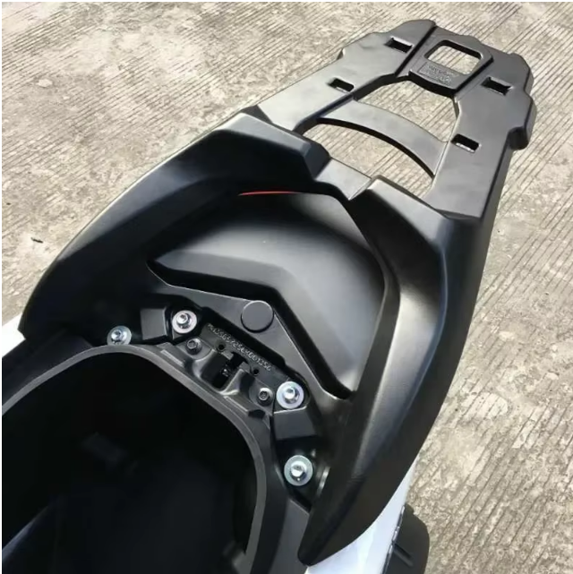 ترکبند / پایه باکس YAMAHA Nmax ساخت تایلند اصل