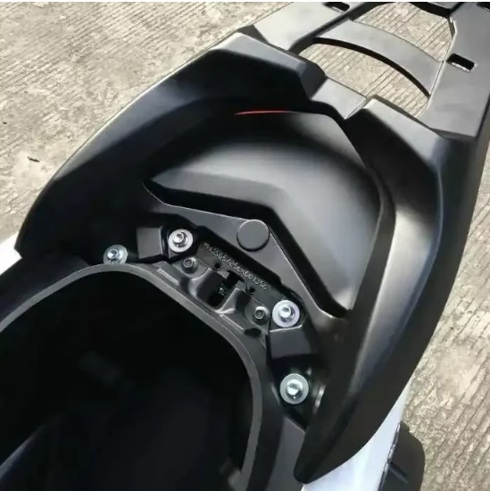 ترکبند / پایه باکس YAMAHA Nmax ساخت تایلند اصل