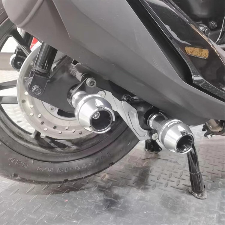 پروتکشن زیر اگزوز مشکی Xmax / Nmax / Aerox / Pcx 160