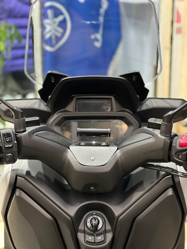 پایه هولدر موبایل وسط فرمان XMAX 2023 / ساخت اندونزی اصل