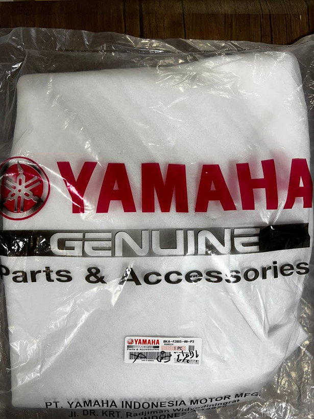 فلاپ بالا چراغ یشمی YAMAHA XmaX ساخت اندونزی اصل کد ۲۰۰۲۴۰