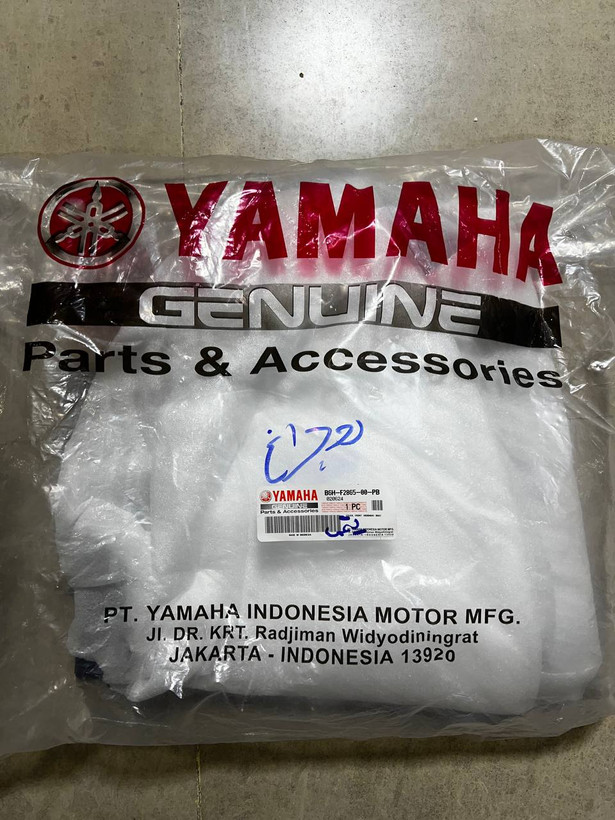 فلاپ بالا چراغ یشمی مات YAMAHA NMAX / ساخت اندونزی اصل