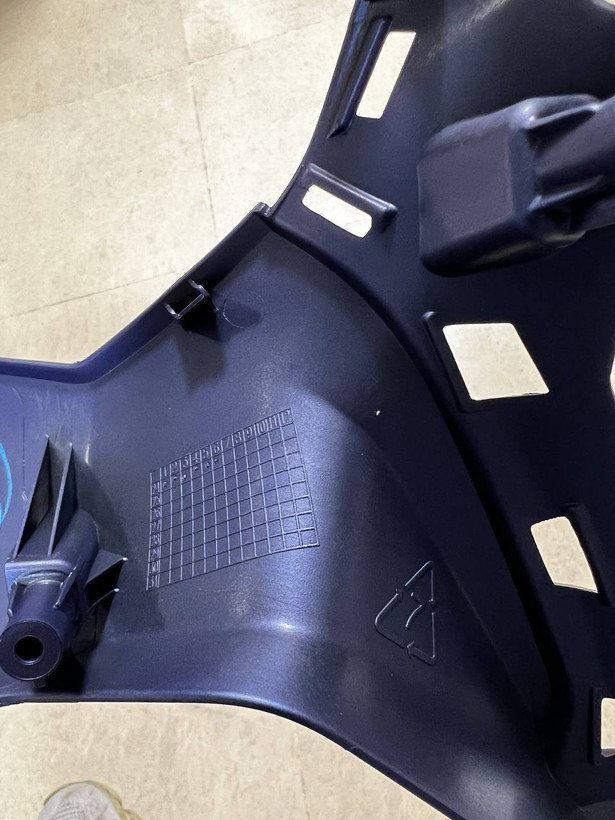 فلاپ زیر چراغ سورمه ای مات YAMAHA NMAX / ساخت اندونزی اصل
