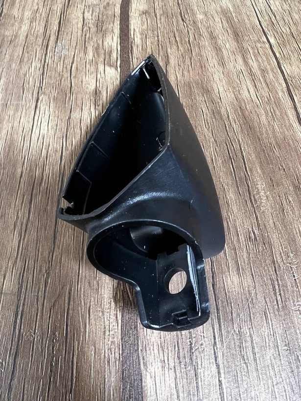 کاور پشت راهنما عقب سمت چپ AEROX / ساخت اندونزی اصل