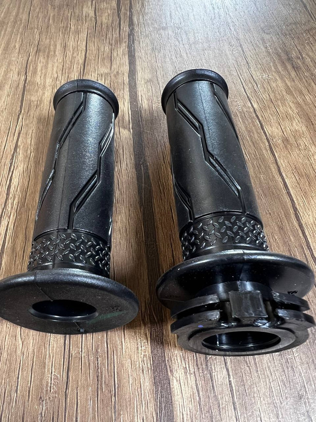 ست لاستیک سر فرمان / گریپ فرمان YAMAHA / ساخت اندونزی اصل