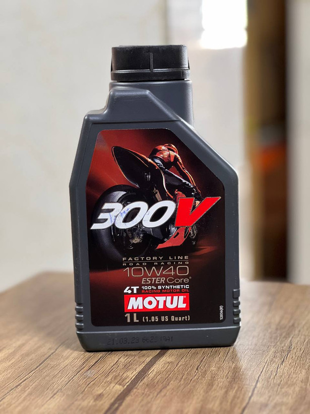 روغن موتور موتول MOTUL 300V 10W-40