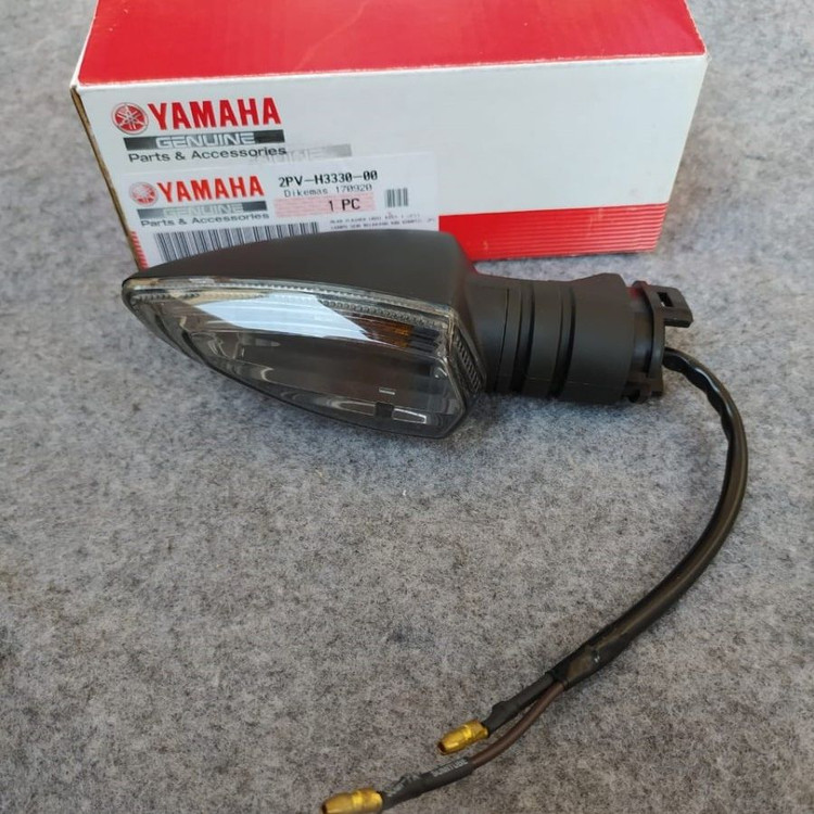 راهنما عقب سمت چپ YAMAHA MxKing ساخت اندونزی اصل کد 200359