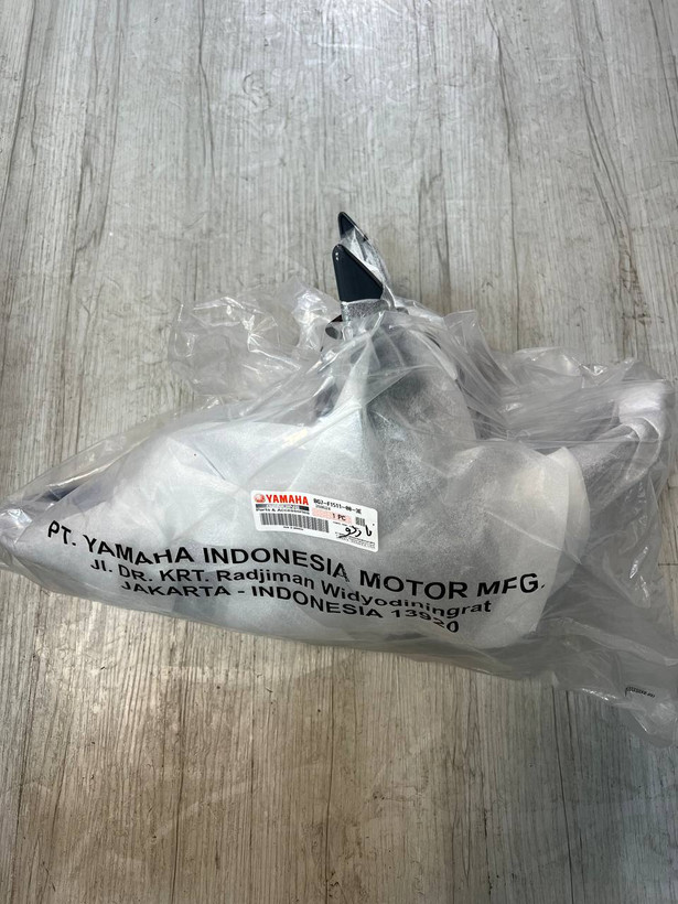 گلگیر جلو ناردوگری MT15 Gray