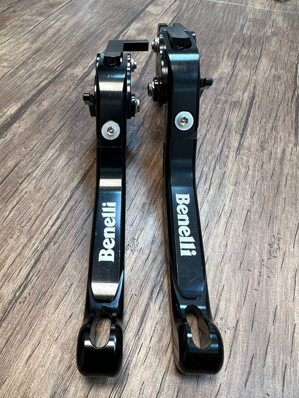 کتی کلاچ و ترمز اسپرت مشکی BENELLI250