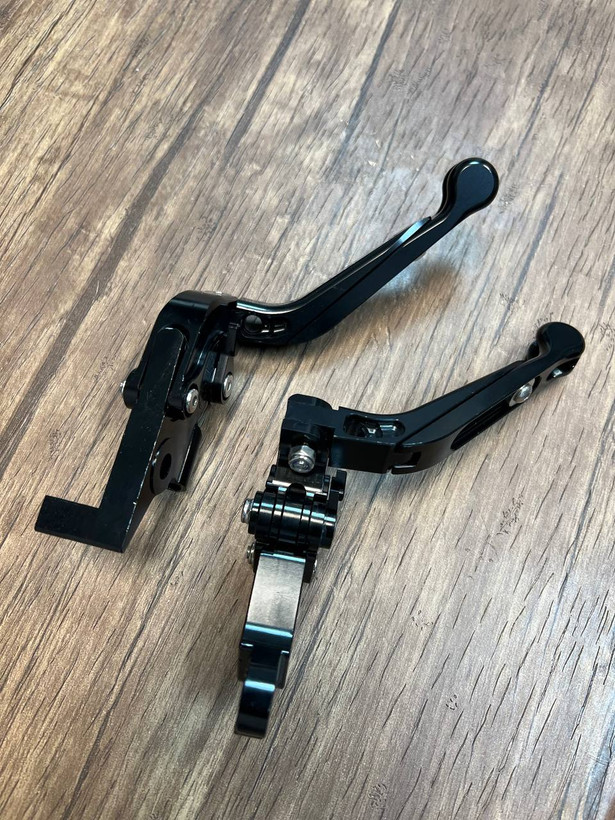 کتی کلاچ و ترمز اسپرت مشکی BENELLI250