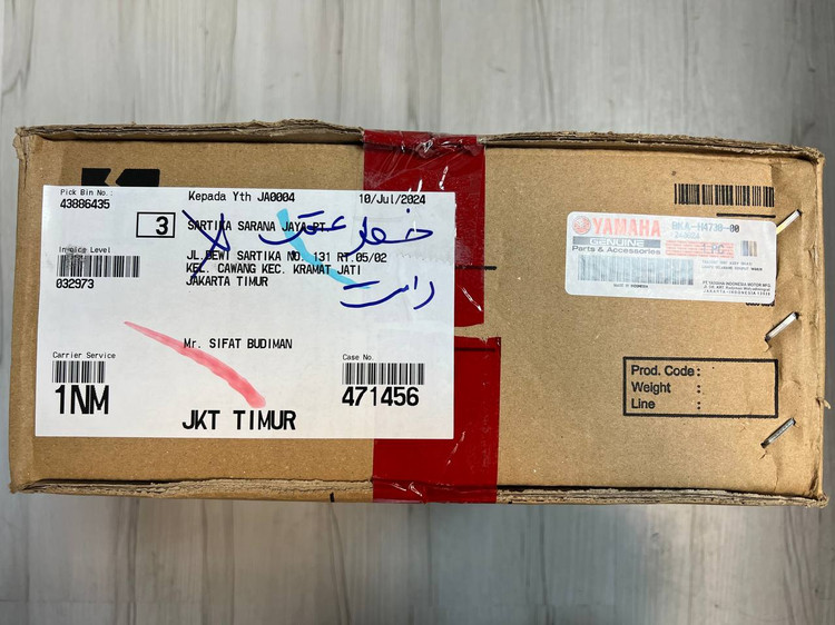 چراغ خطر عقب سمت راست XMAX NEW FACE / ساخت اندونزی اصل