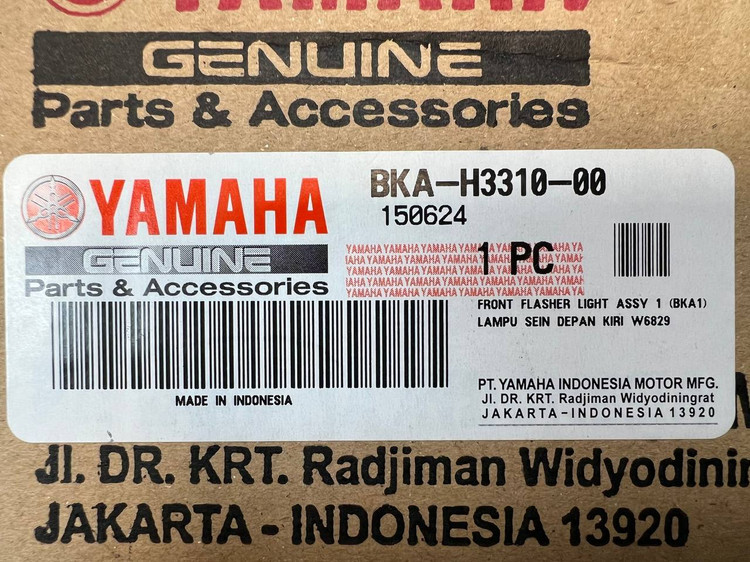 راهنما جلو سمت چپ YAMAHA Xmax فیس جدید ساخت اندونزی اصل کد 200245