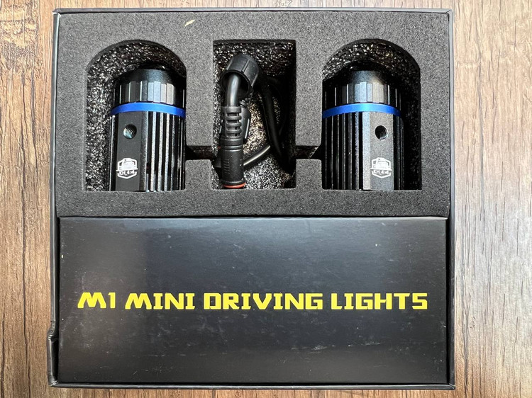 پرژکتور تک لنز M1 MINI