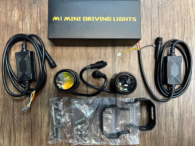 پرژکتور تک لنز M1 MINI