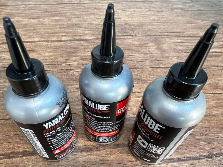 روغن گیربکس یاماها یامالوب YAMALUBE YAMAHA 100ML / مخصوص تمام موتورهای اسکوتر در بازار/ ساخت تایلند اصل