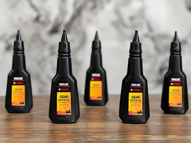 روغن گیربکس یاماها یامالوب YAMALUBE YAMAHA 150ML / مخصوص تمام موتورهای اسکوتر در بازار/ ساخت اندونزی اصل کد ۲۰۰۴۷۵