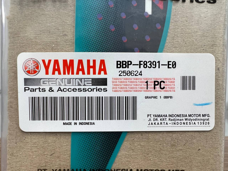 برچسب / استیکر روی بالاچراغ آبی کایان 155 YAMAHA Aerox/ ساخت اندونزی اصل کد 200002