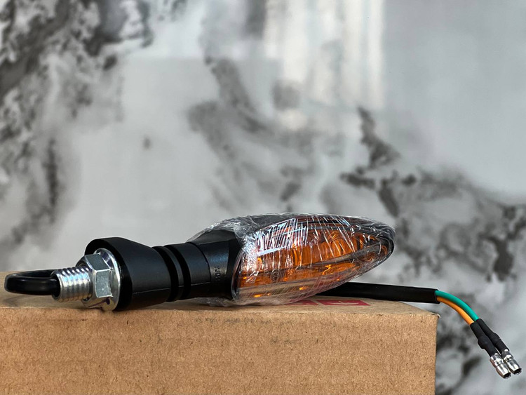راهنما جلو راست Sym Nh250/Nh180 / Na250/NA180 ساخت تایوان اصل کد 200634