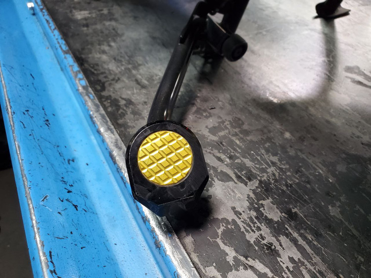 کفش جک وسط اسپرت یاماها انمکس YAMAHA Nmax کد 000062