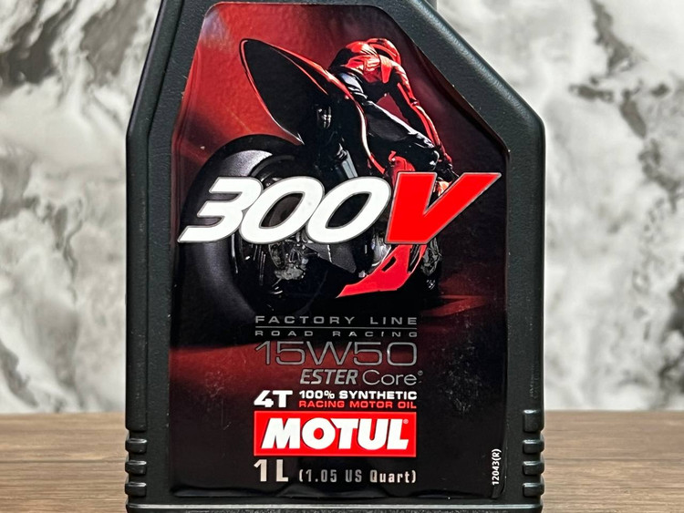 روغن موتور موتول 1 لیتر مخصوص موتورهای ریس و موتورهای سنگین MOTUL 300V 15W50 / ساخت کشور فرانسه اصل