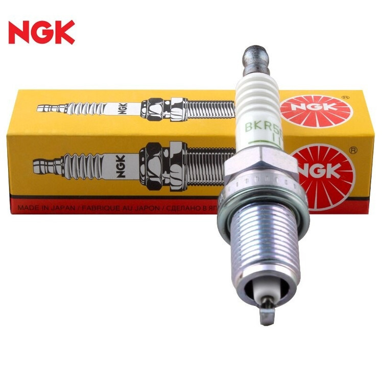 شمع موتور سیکلت پایه بلند سوزنی NGK G-POWR CR8EGP 3596 / ساخت ژاپن اصل کد 200791