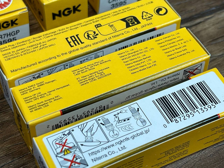 شمع موتور سیکلت پایه کوتاه سوزنی NGK G-POWR CR7HGP 3595 / ساخت ژاپن اصل کد 200793