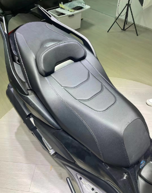 زین اسپرت اسپیشیال YAMAHA Xmax کد 201797