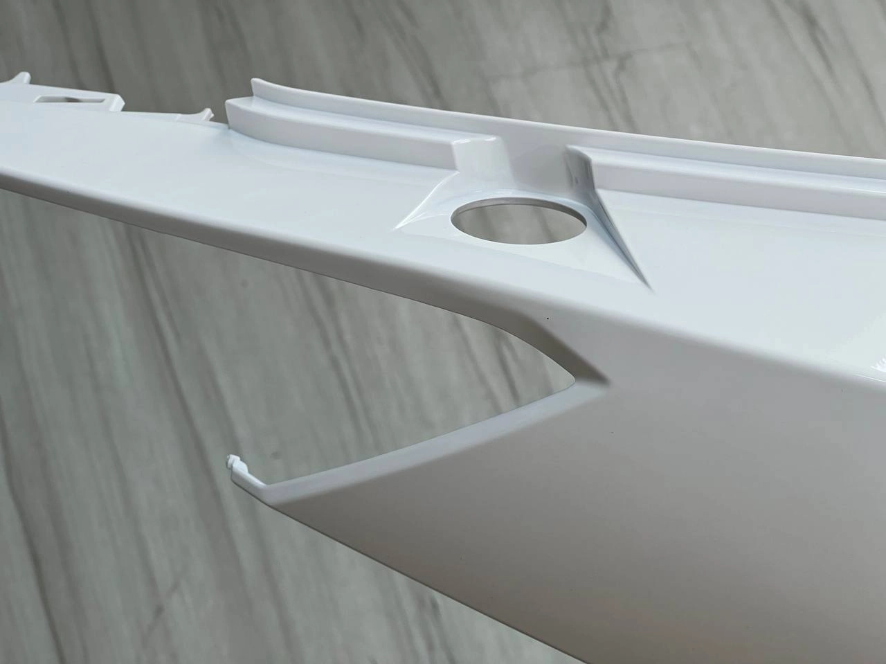 فلاپ گیتاری سفید راست J200 / ساخت تایوان اصل