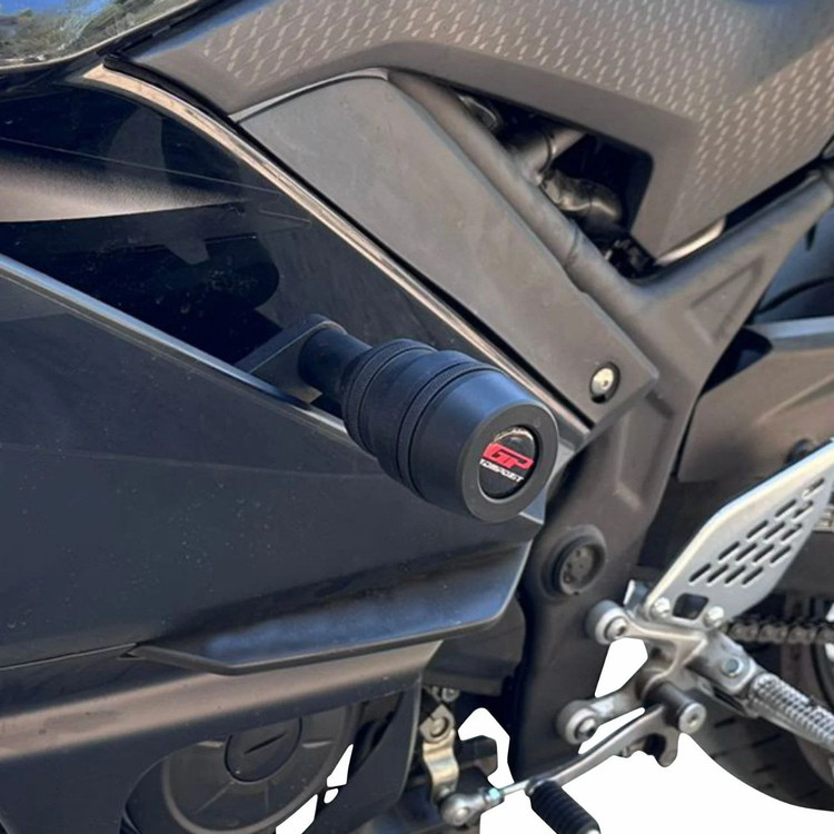 پک کامل پروتکشن وسط بدنه YAMAHA R25 GP ساخت ترکیه اصل کد 200728-200707