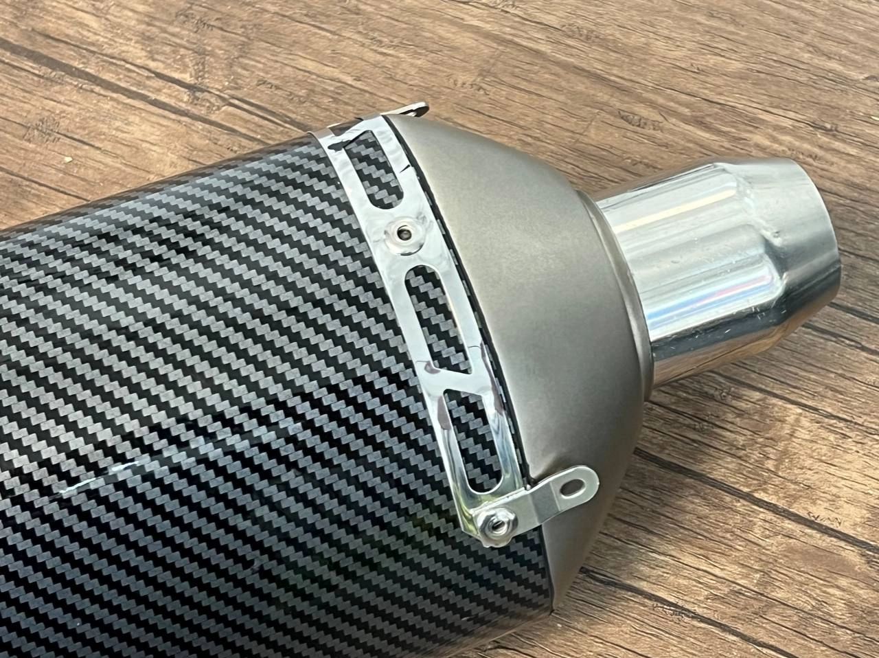 اگزوز قهرمانی Yoshimura R20