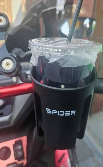 جا لیوانی / نگهدارنده لیوان نوشیدنی روی فرمان موتورسیکلت SPIDER / اصل کد 200984