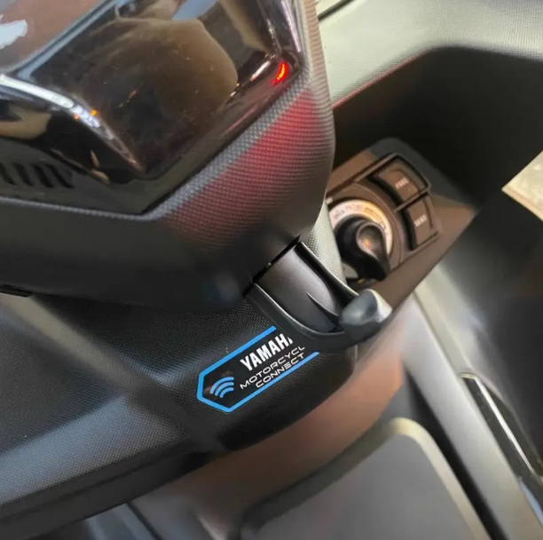 گیره خرید موتور مناسب YAMAHA Xmax / Nmax / Aerox کد ۲۰۰۴۹۳