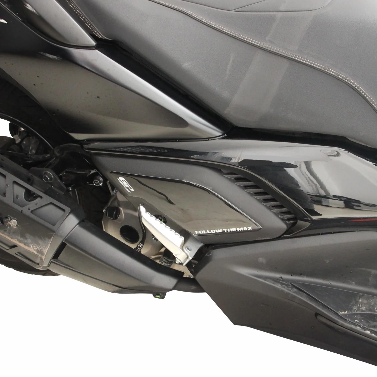پد باک مشکی YAMAHA Xmax GP / ساخت ترکیه اصل کد 000127