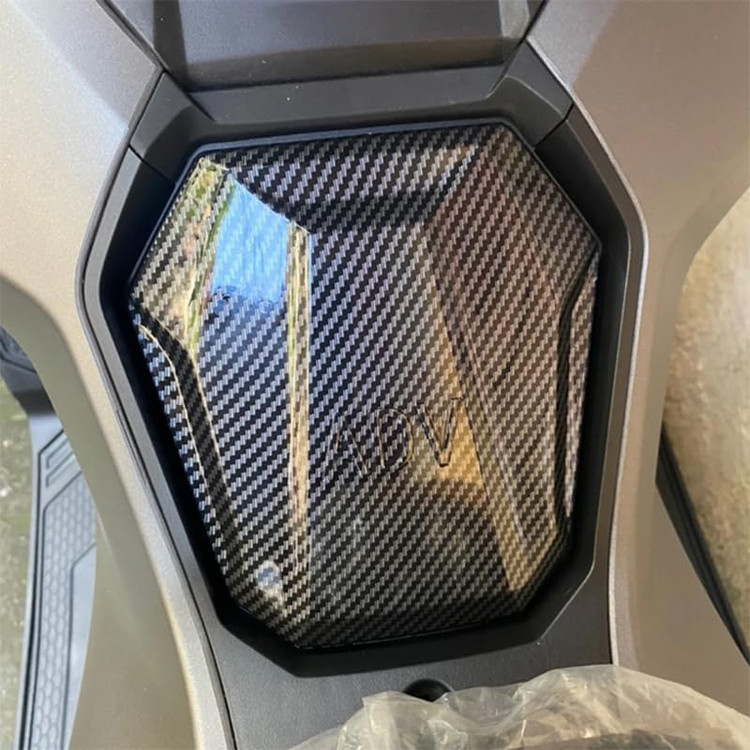 درب باک کربن HONDA ADV160 / ساخت تایلند اصل کد 201067