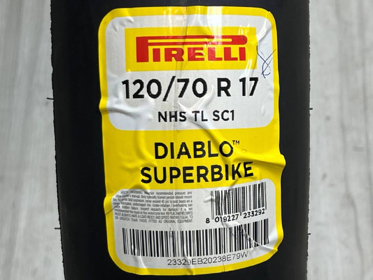 لاستیک جلو موتور PIRELLI 120/70/17 SLICK