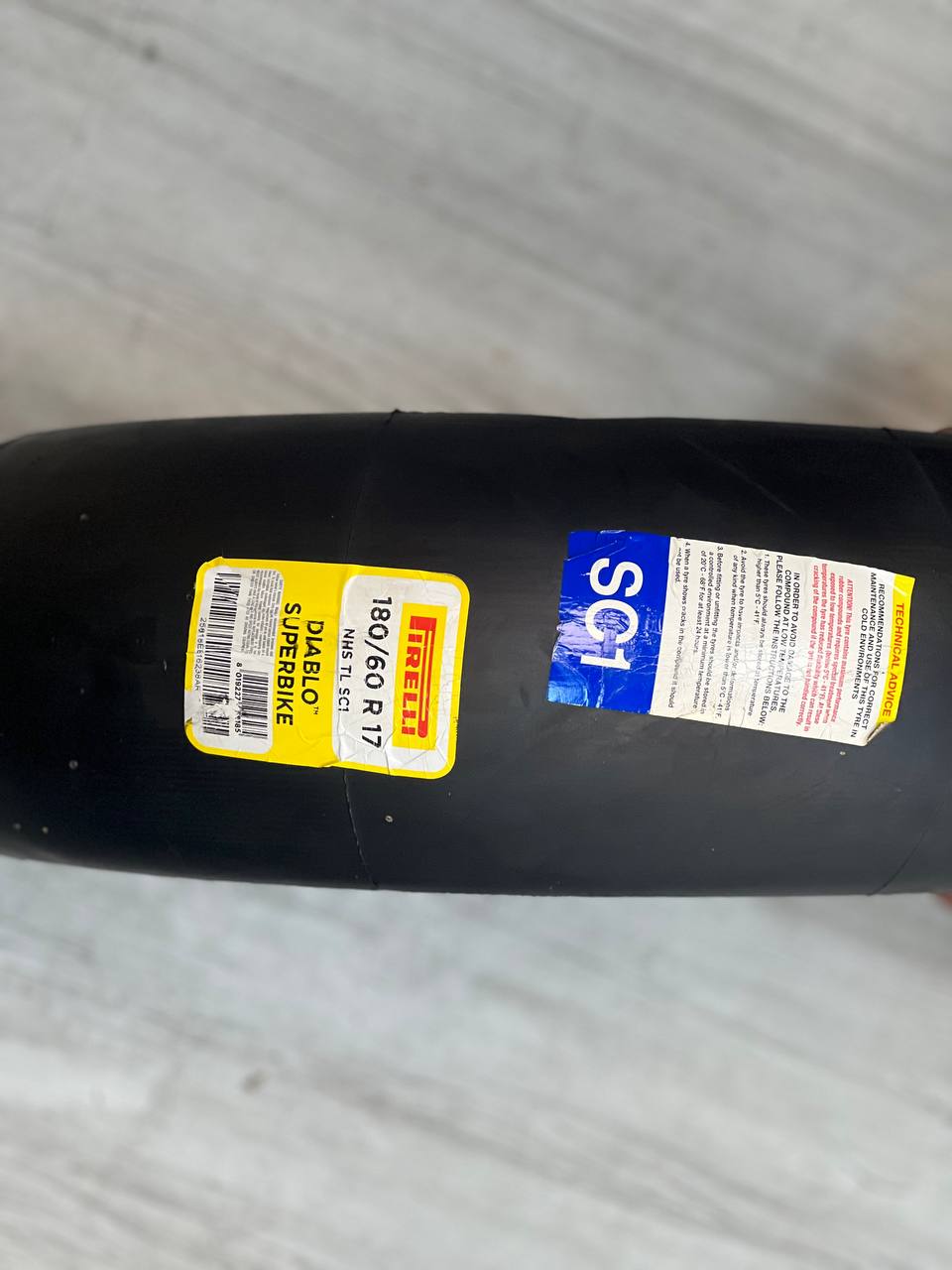 لاستیک عقب موتور PIRELLI 180/60/17 SLICK