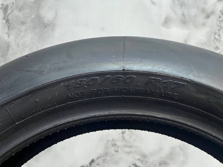 لاستیک عقب موتور PIRELLI 180/60/17 SLICK