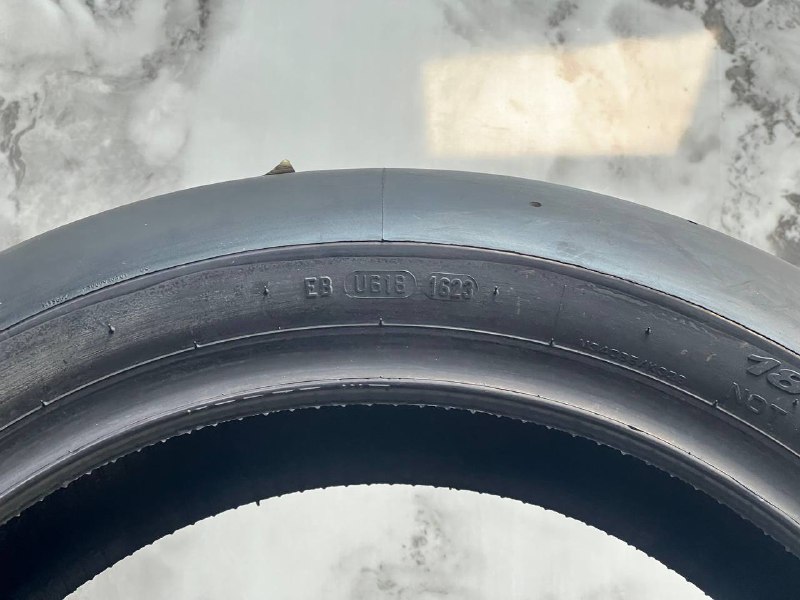 لاستیک عقب موتور PIRELLI 180/60/17 SLICK