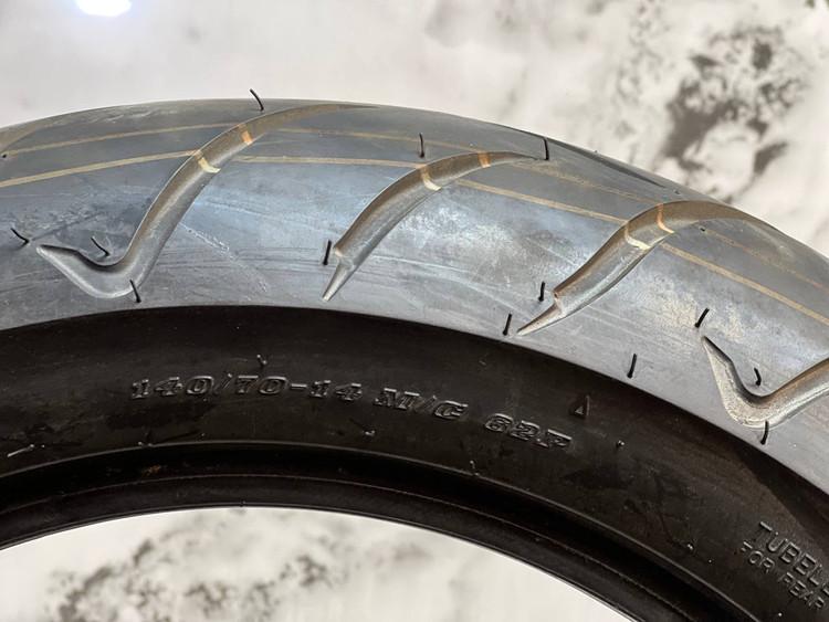 لاستیک دانلوپ زیر صفری 140/70/14/DUNLOP/ ساخت اندونزی اصل / مناسب چرخ عقب XMAX