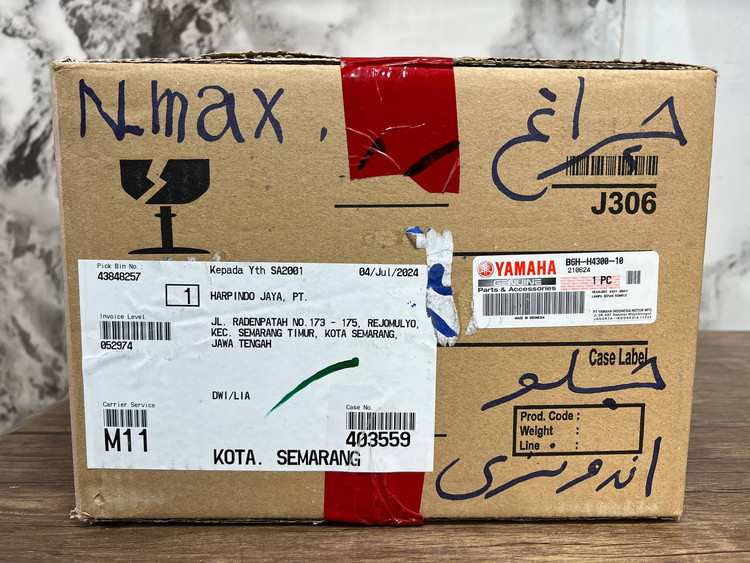 چراغ جلو YAMAHA NMAX ساخت اندونزی اصل کد ۲۰۰۱۹۱